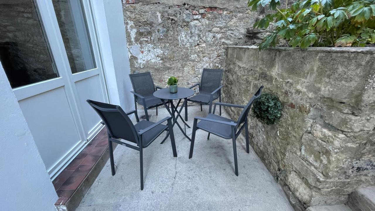 Au Jardin De La Basilique Apartment Булон сюр Мер Екстериор снимка